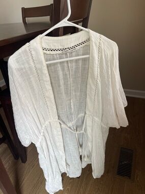 White Lightweight Open Kimono Cardigan